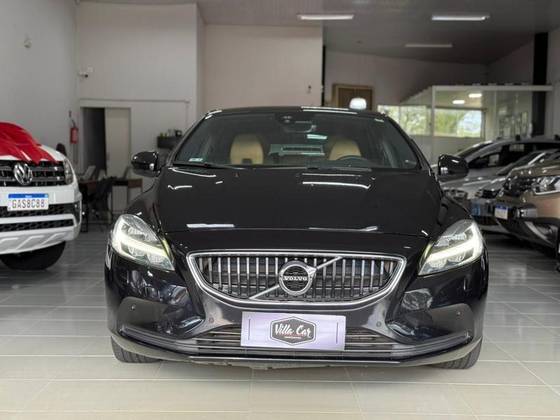VOLVO V40 2.0 T4 CROSS COUNTRY GASOLINA 4P AUTOMÁTICO